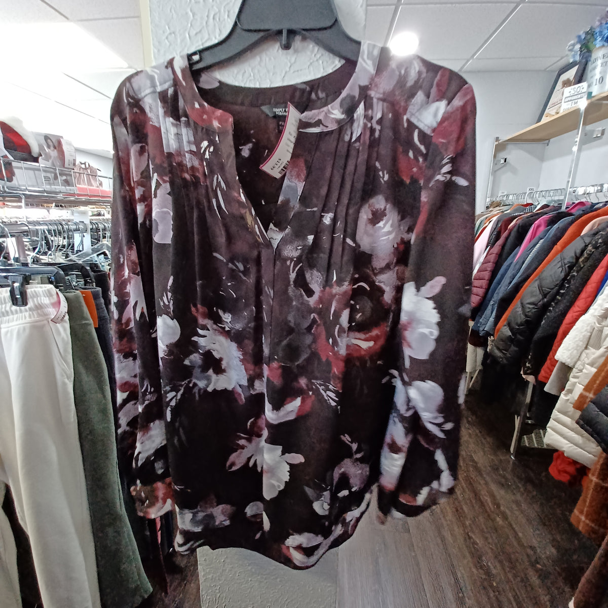 (XL Petite) Simply Vera