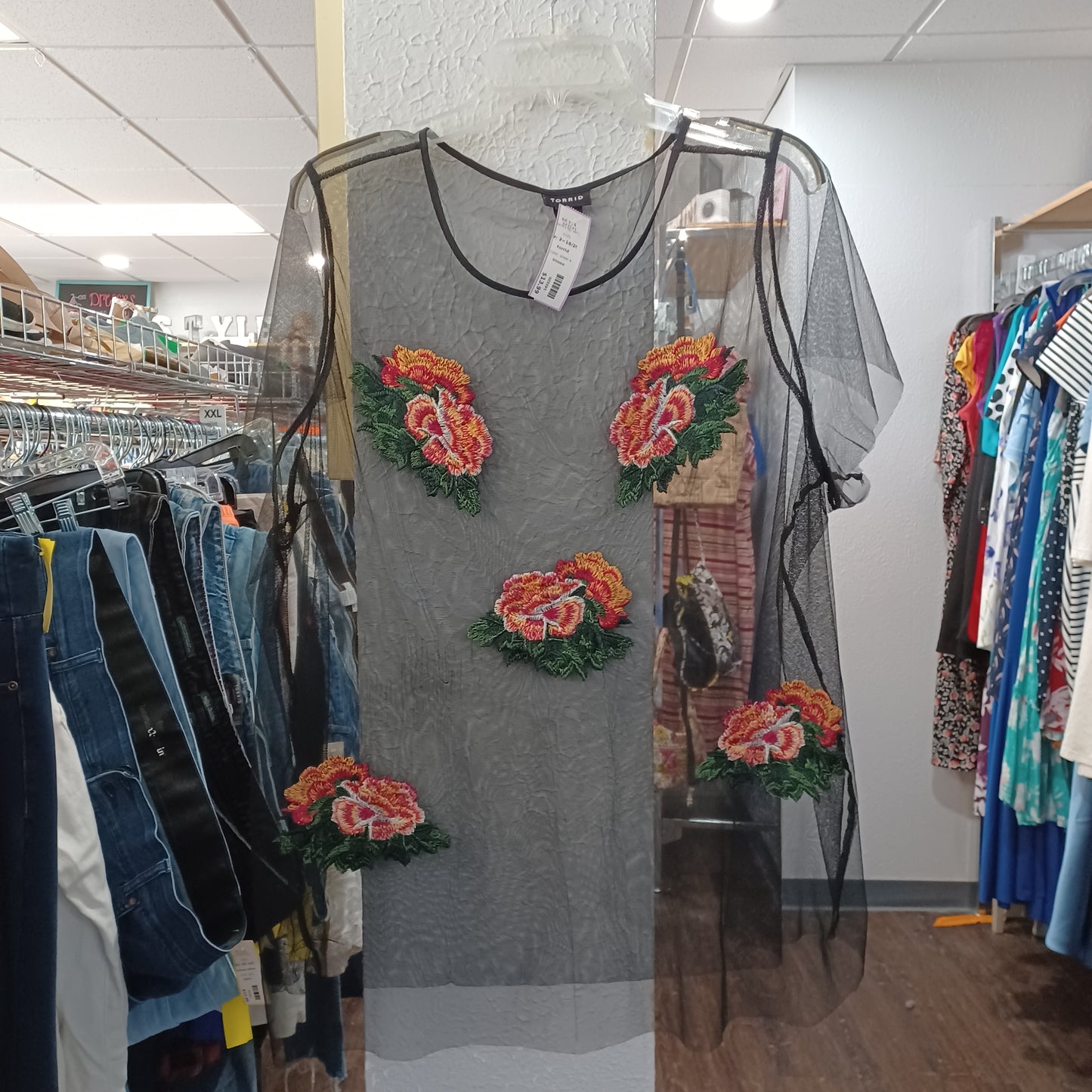 (2) Torrid