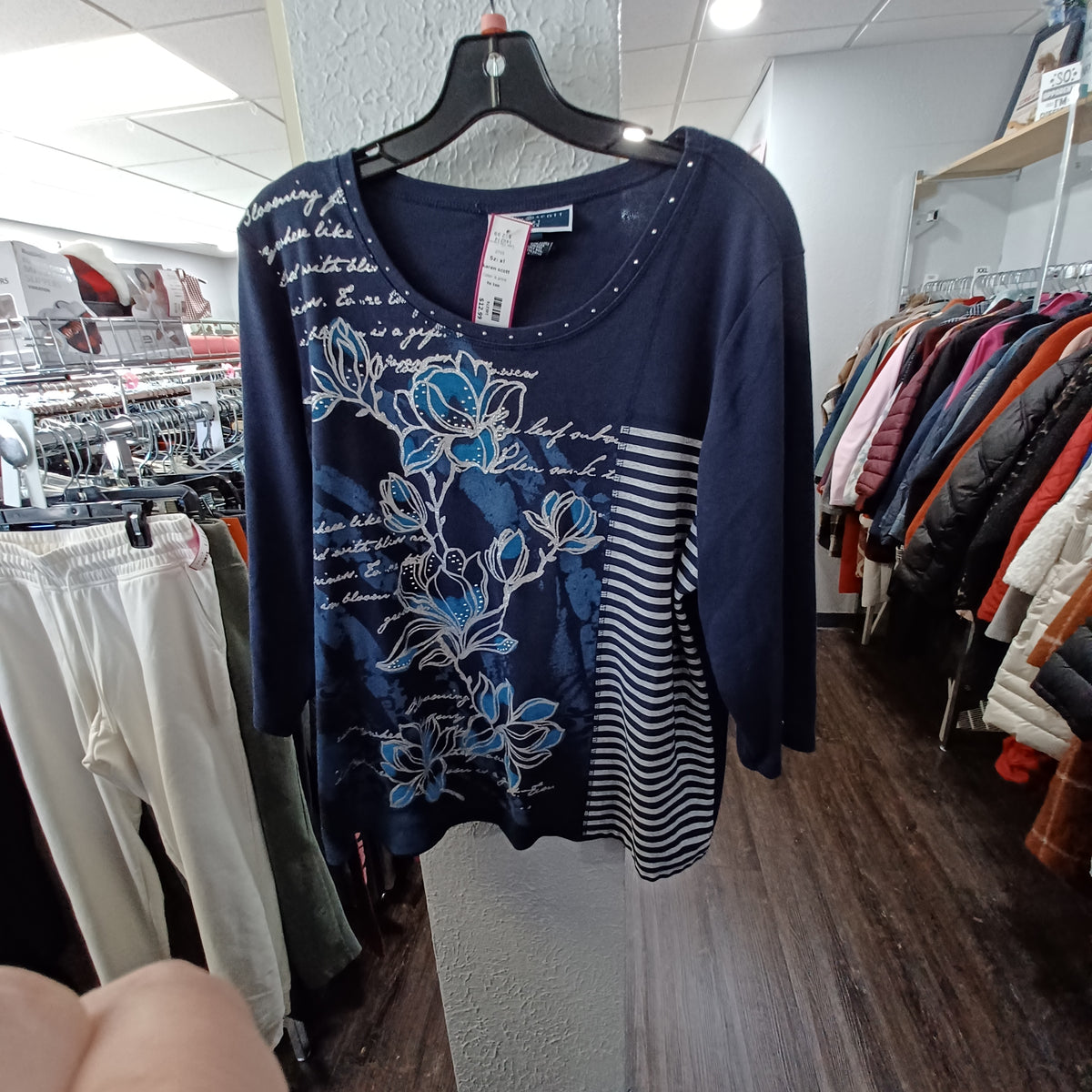 (XL) Karen Scott