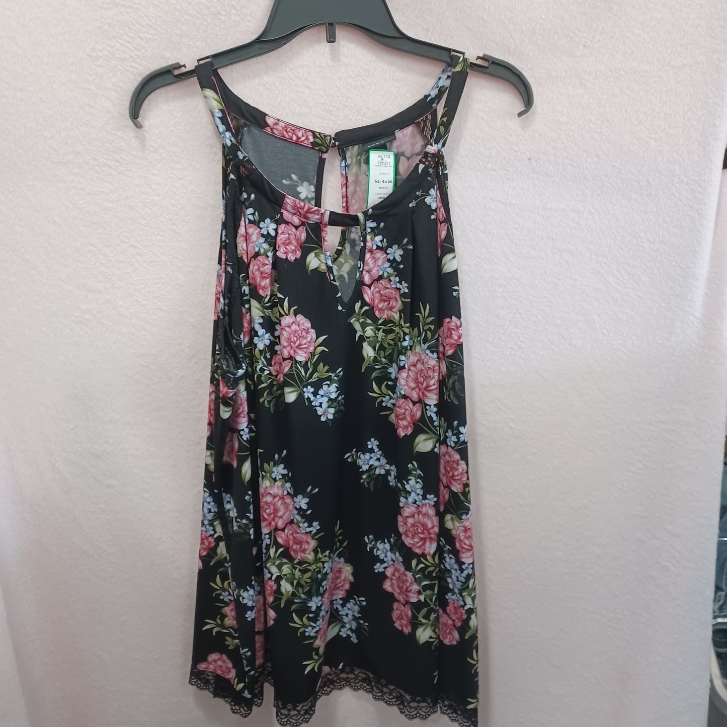 (4) Torrid