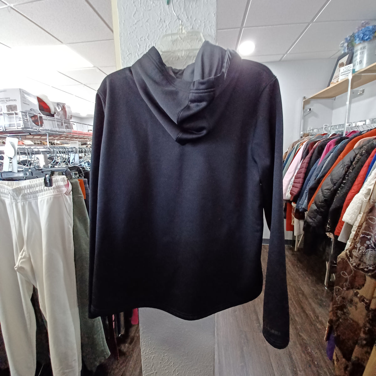 (XL) Under Armour