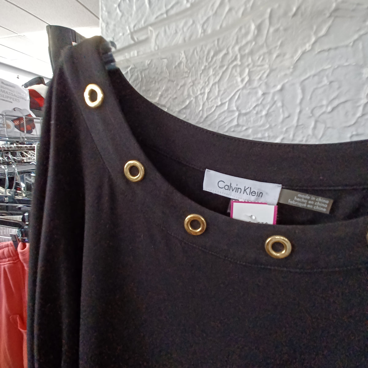 (2x) Calvin Klein
