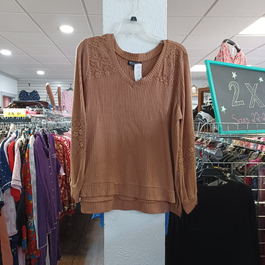 (XL) Absolutely Famous