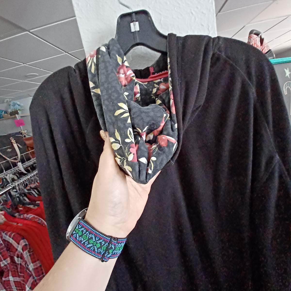 (4) Torrid