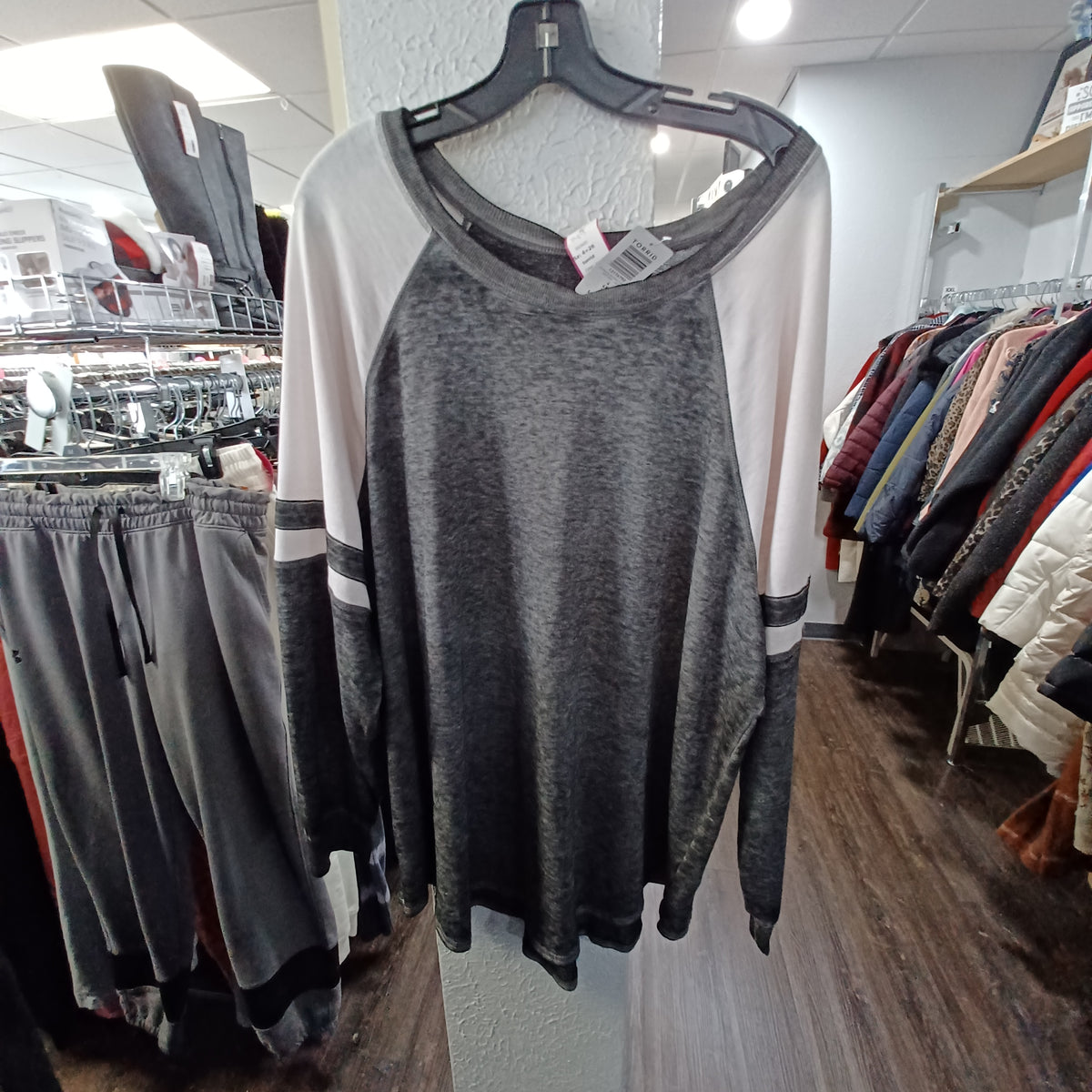 (4) Torrid