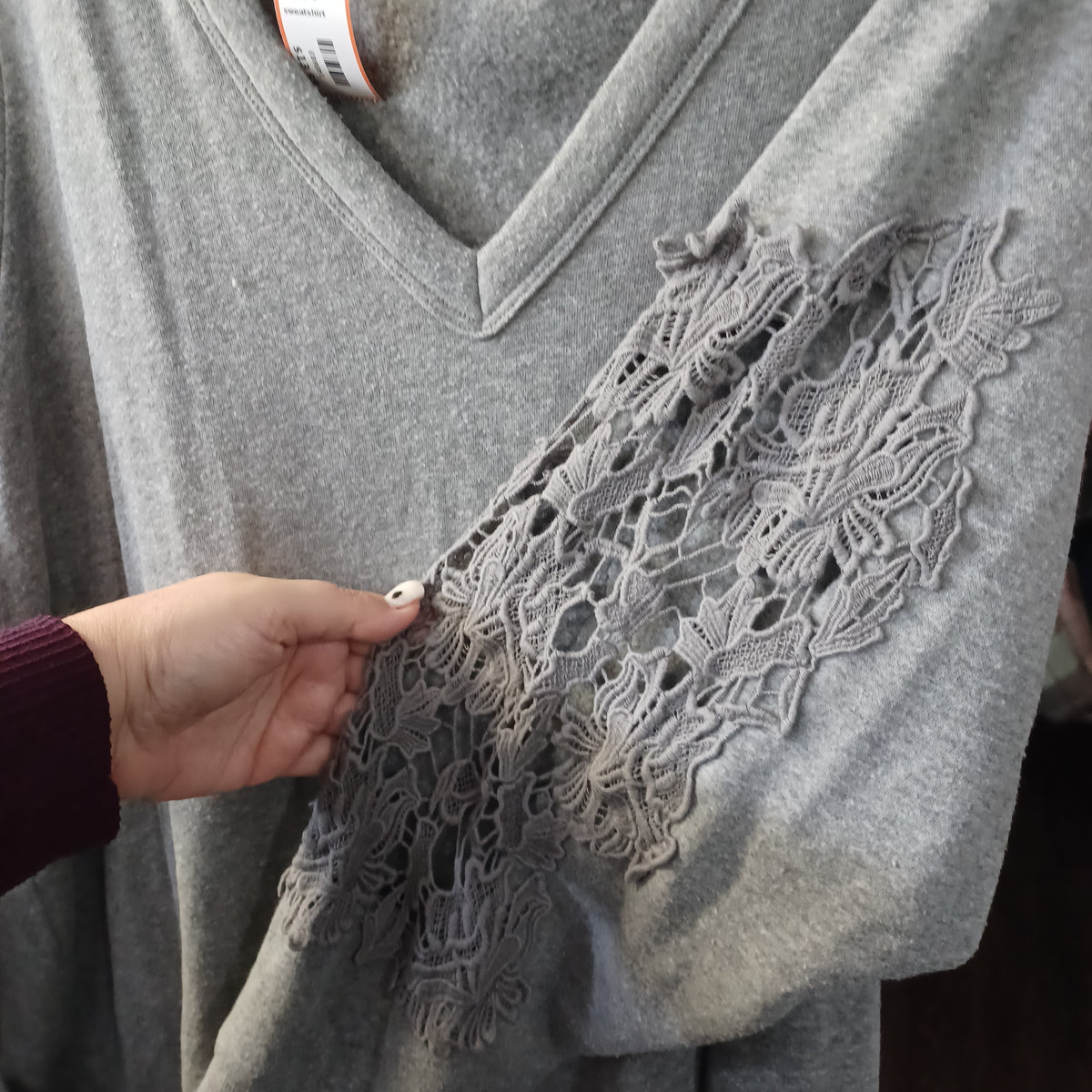 (3) Torrid