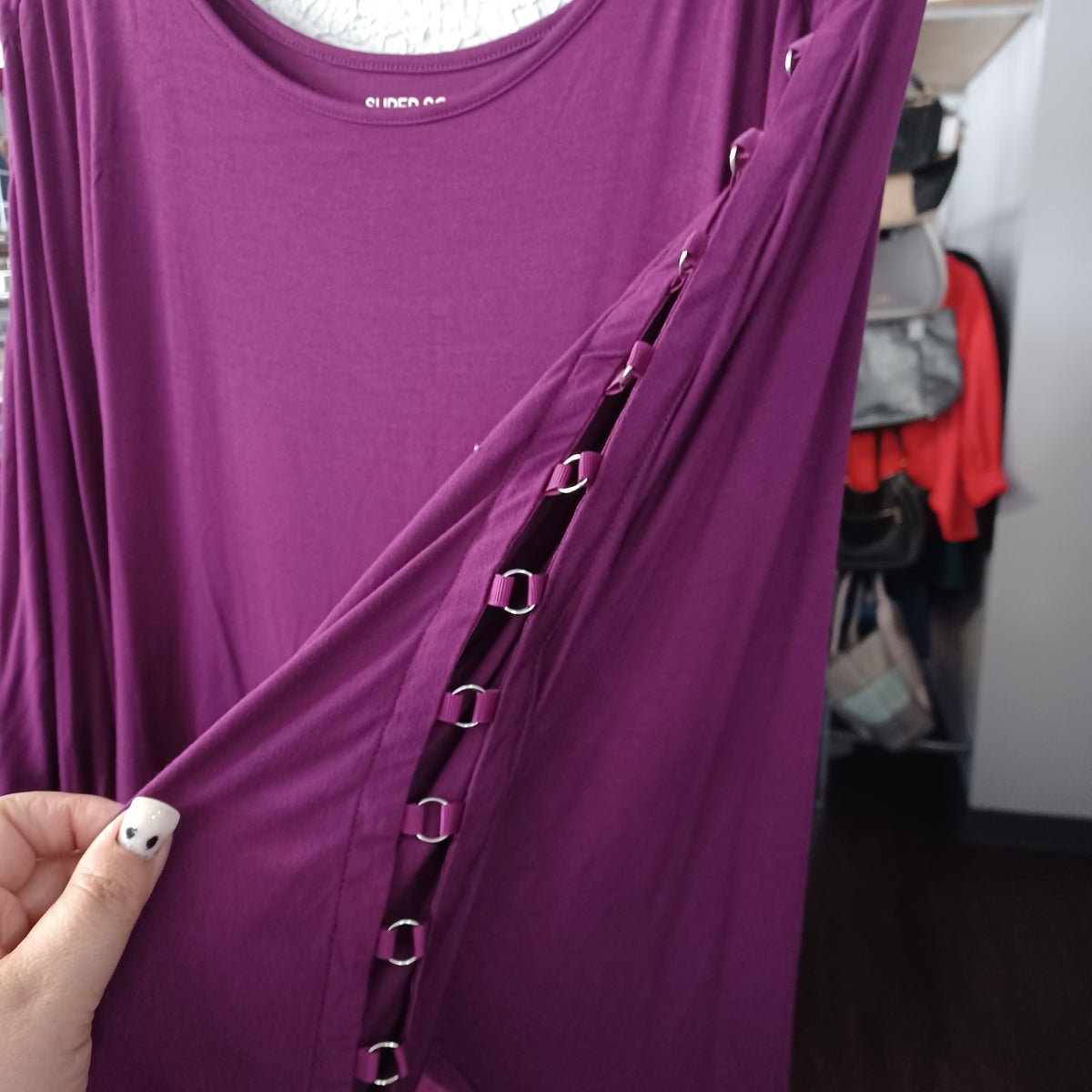(4) Torrid
