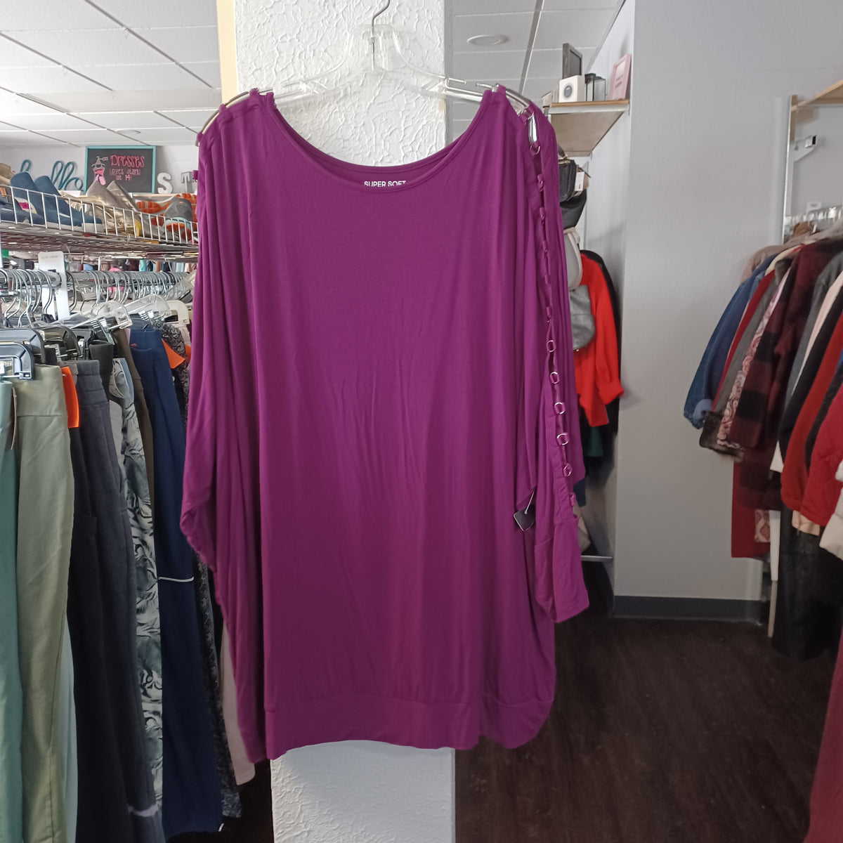 (4) Torrid