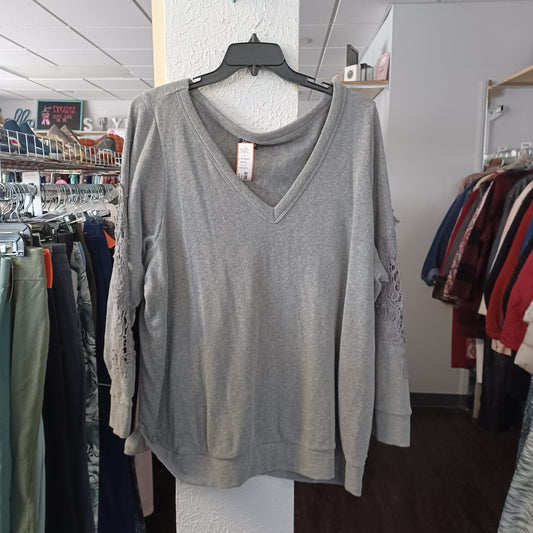 (3) Torrid