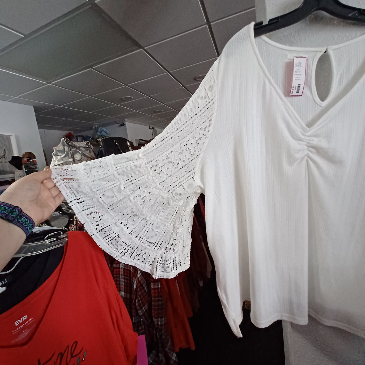 (4x) Maurices