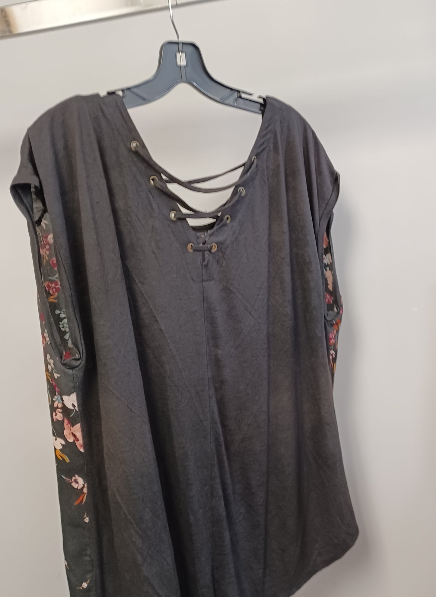 (1) Maurices